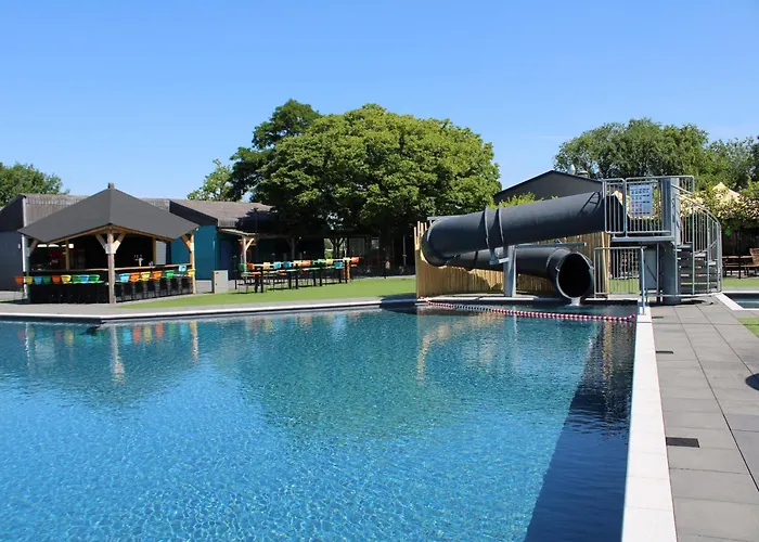 Botel Houseboat In Lathumse Plas With Harbor Views *