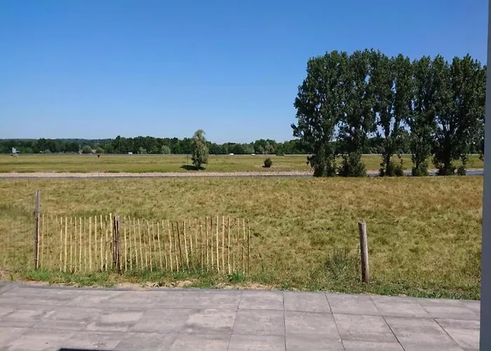 Houseboat In Lathumse Plas With Harbor Views Lathum