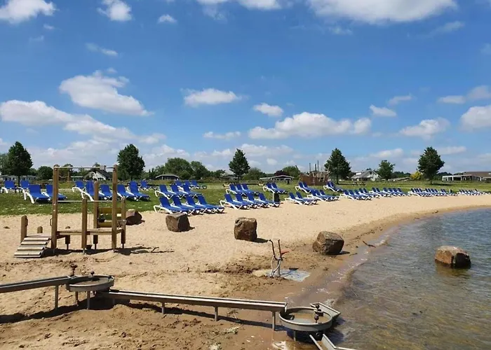 Houseboat In Lathumse Plas With Harbor Views * Lathum